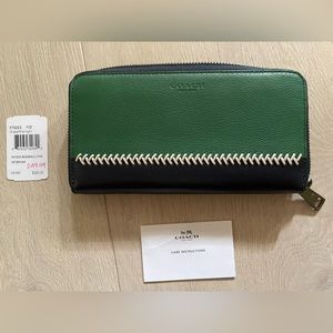 COPY - NWT Coach Accordion Zip Wallet
